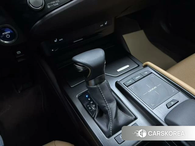 Lexus ES 2021 Шампань из Китая, фото 5