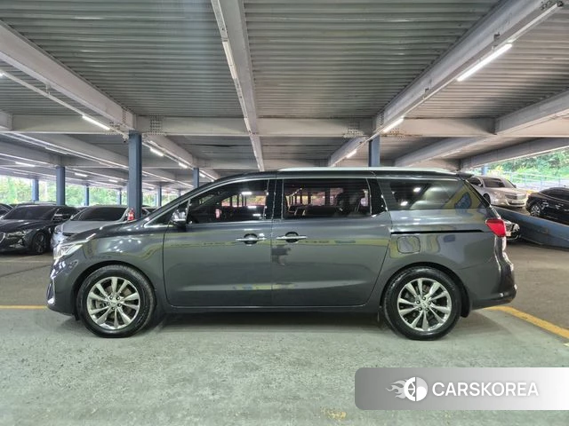 Kia The New Carnival id 4496865 из Кореи 13