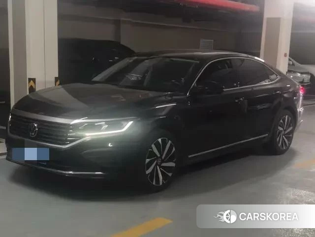 Volkswagen Passat 2025 Черный из Китая, фото 3