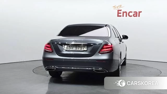 Mercedes-Benz E-Class W213 id 4520922 из Кореи 23