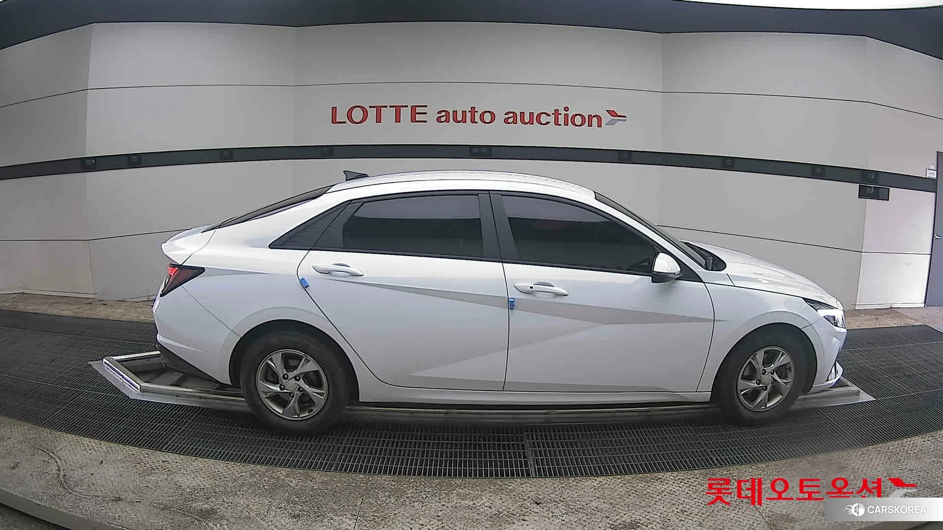 Hyundai Avante id 3875690 из Кореи 23