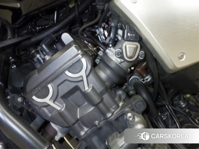 Engine photo