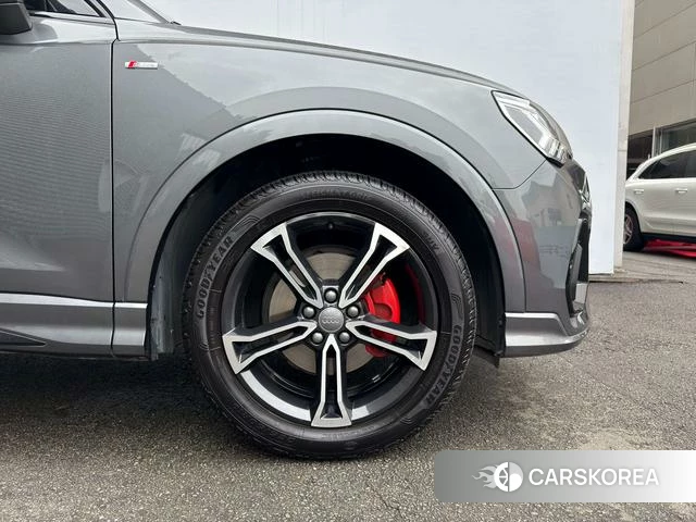 Audi Q3 id 4215722 из Китая 10