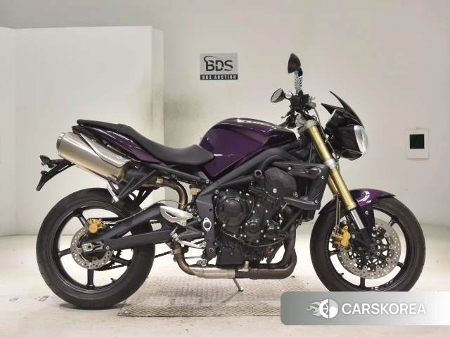 Triumph STREET TRIPLE 2012 из Японии