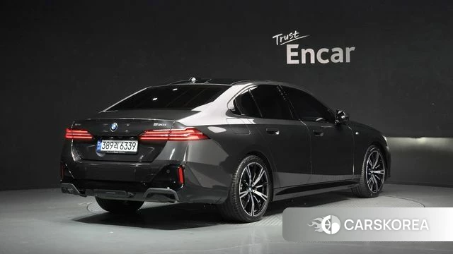 BMW 5 Series (G60) id 4783310 из Кореи 13