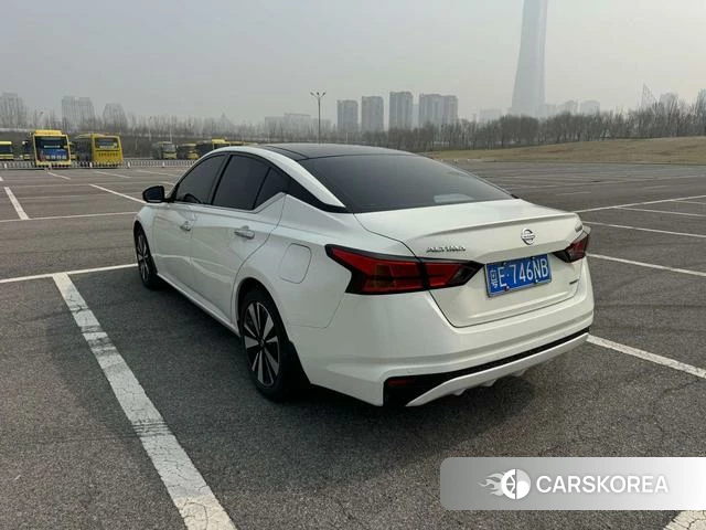 Nissan Teana 2022 Белый из Китая, фото 3