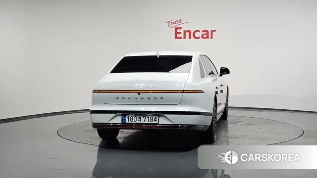 Hyundai Grandeur Hybrid (GN7) id 2988923 из Кореи 13