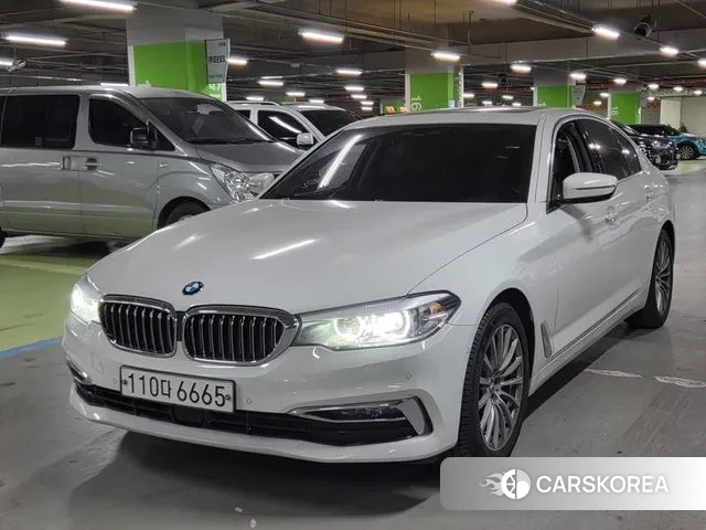 BMW 5 Series (G30) id 3598598 из Кореи 8