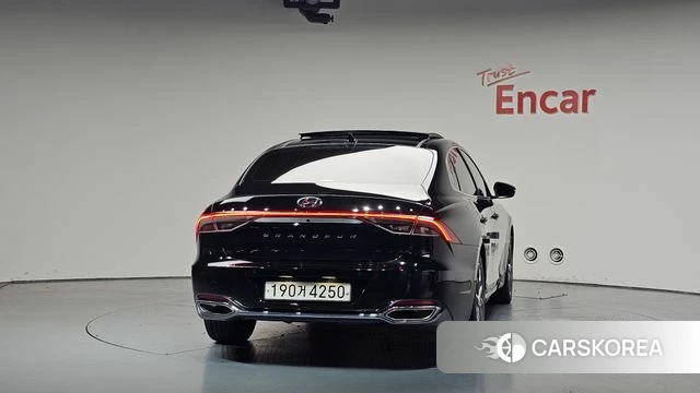 Hyundai The New Grandeur IG id 4434291 из Кореи 23