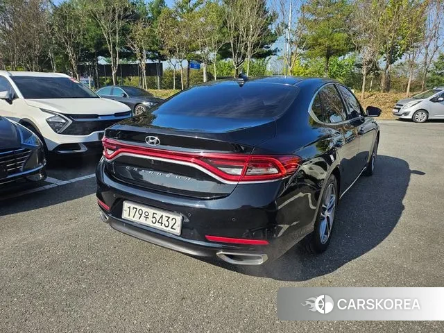 Hyundai Grandeur IG id 3297729 из Кореи 13
