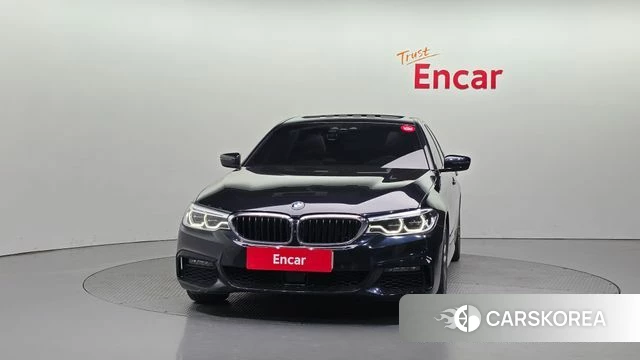 BMW 5 Series (G30) id 4304771 из Кореи 23