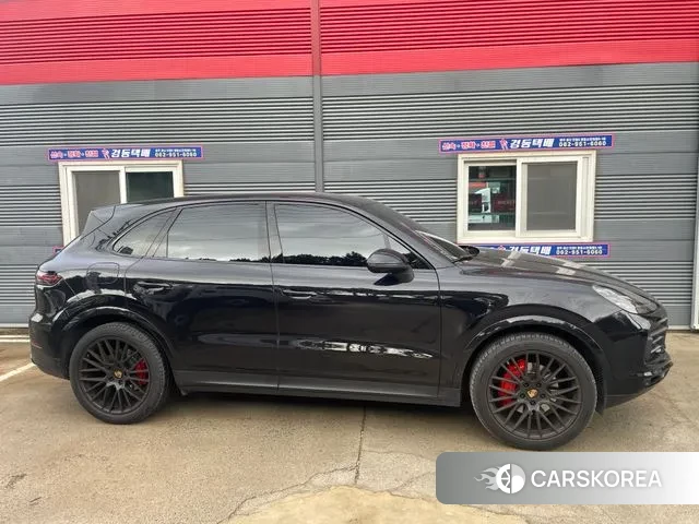 Porsche Cayenne (PO536) 2019 Черный из Кореи, фото 3