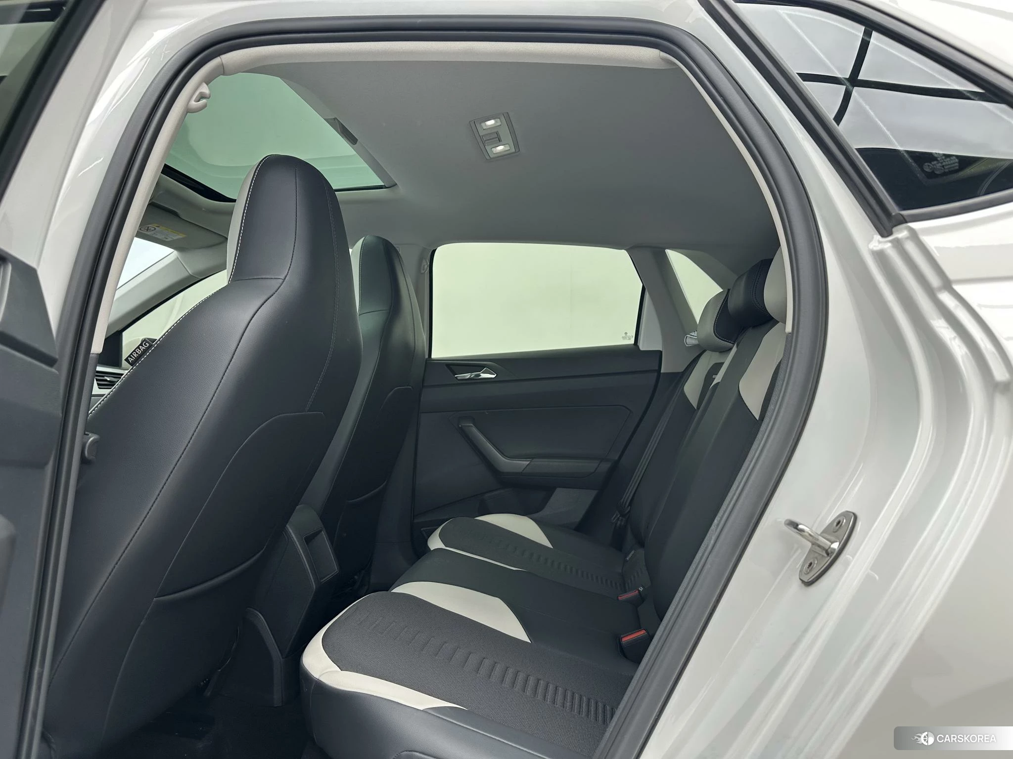 Volkswagen Polo id 4513552 из Китая 10