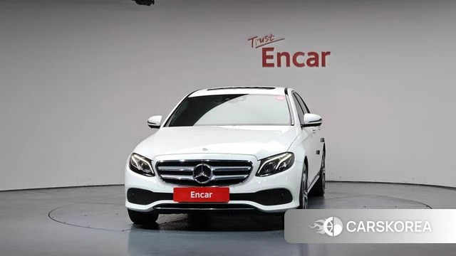 Mercedes-Benz E-Class W213 id 4286113 из Кореи 23