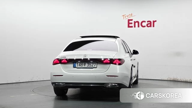 Mercedes-Benz E-Class W214 id 4773631 из Кореи 23
