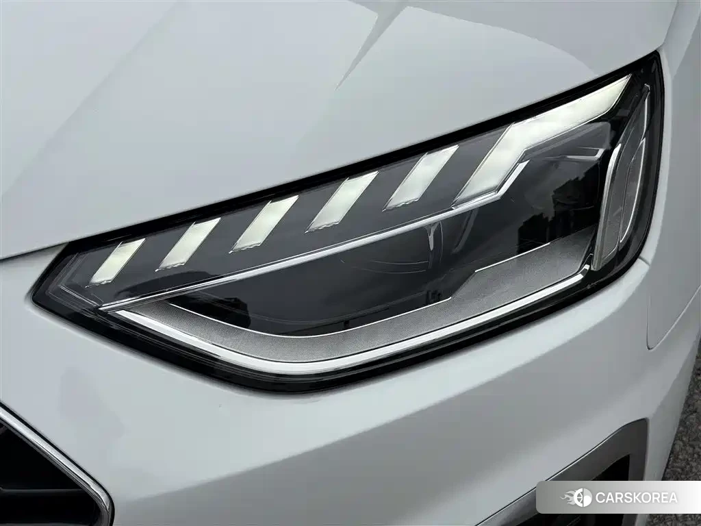 Audi A4L id 4589261 из Китая 13