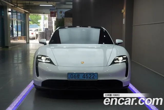 Porsche Taycan id 2714612 из Кореи 10