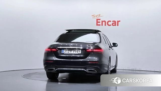 Mercedes-Benz E-Class W213 id 4764223 из Кореи 23