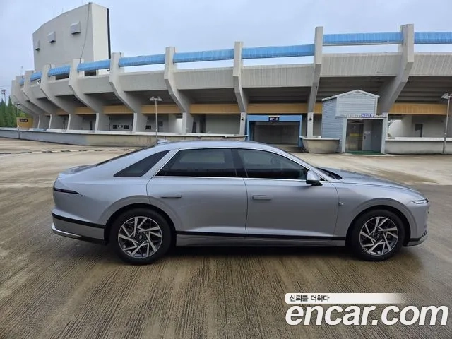 Hyundai Grandeur (GN7) id 2943580 из Кореи 10