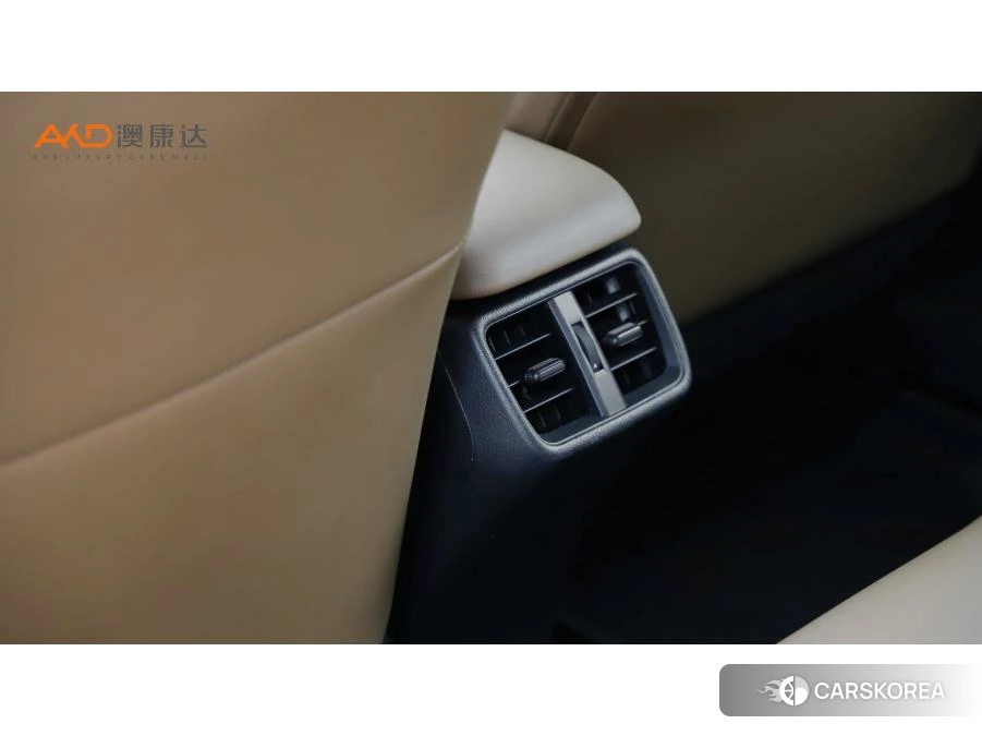Lexus UX 2019 Серебристо-серый из Китая, фото 3