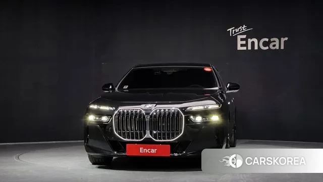 BMW 7 Series (G70) id 3533303 из Кореи 13