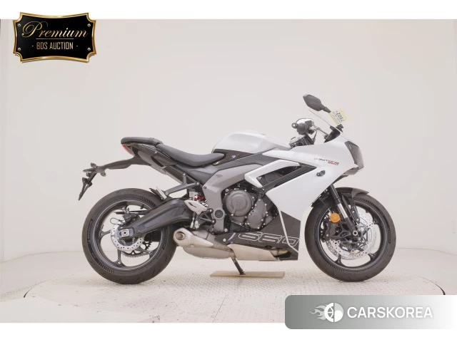 Triumph DAYTONA 660 2025 из Японии