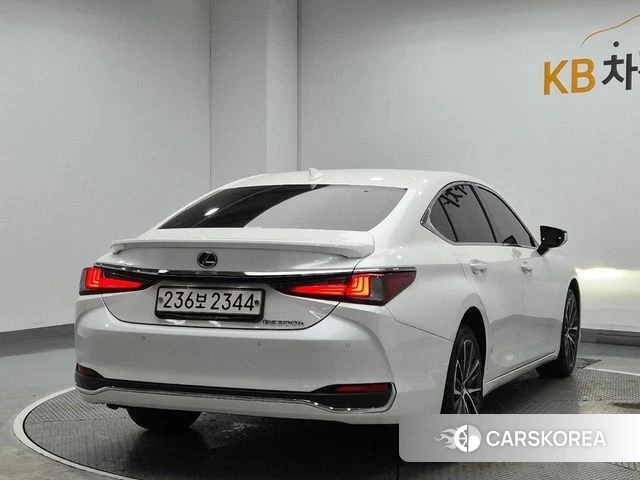 Lexus ES300h 7th generation id 4792956 из Кореи 12