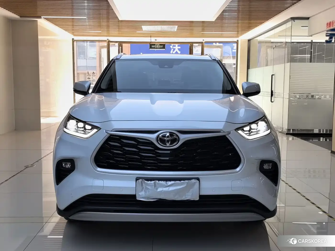 Toyota Highlander 2025 Белый из Китая, фото 5
