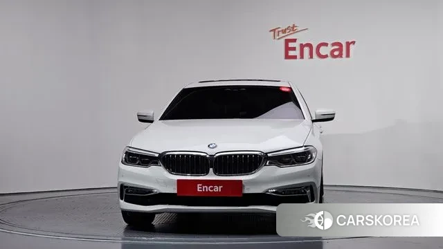 BMW 5 Series (G30) id 3520373 из Кореи 13