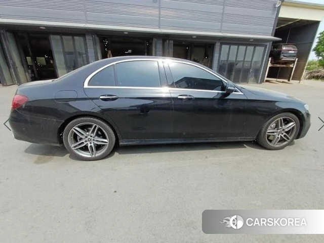 Mercedes-Benz E-Class W213 2019 Черный из Кореи, фото 3