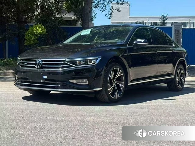 Volkswagen Magotan 2022 Черный из Китая, фото 3