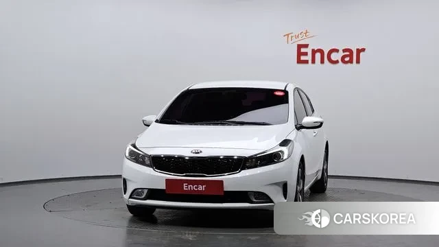 Kia The New K3 id 3531378 из Кореи 13