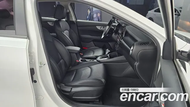 Kia Come New K3 id 2559894 из Кореи 13