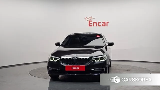 BMW 5 Series (G30) id 3602118 из Кореи 13