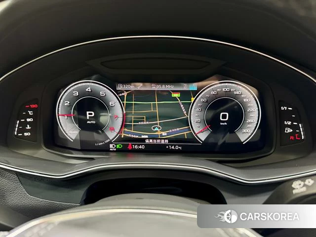Audi A7L id 3849801 из Китая 23