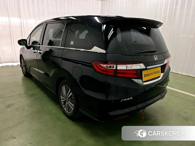 Honda Odyssey id 4219831 из Китая 13