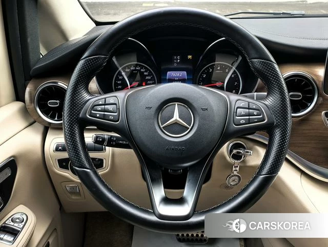 Mercedes-Benz V-class id 4219840 из Китая 12