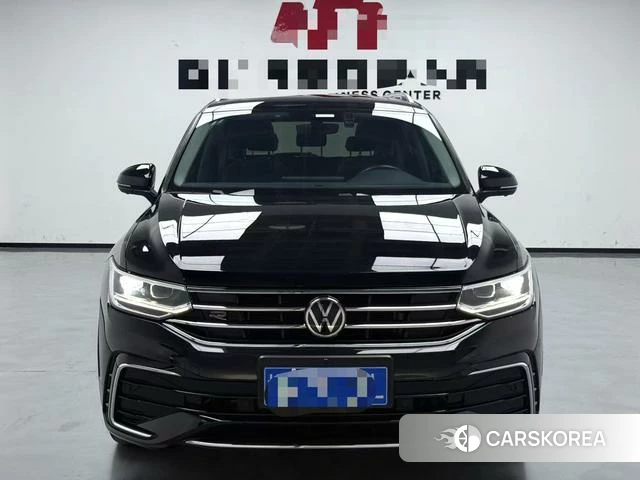 Volkswagen Tiguan L 2022 Черный из Китая, фото 3