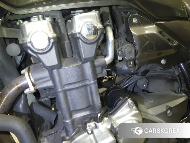 Engine photo