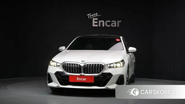 BMW 5 Series (G60) id 4194331 из Кореи 13