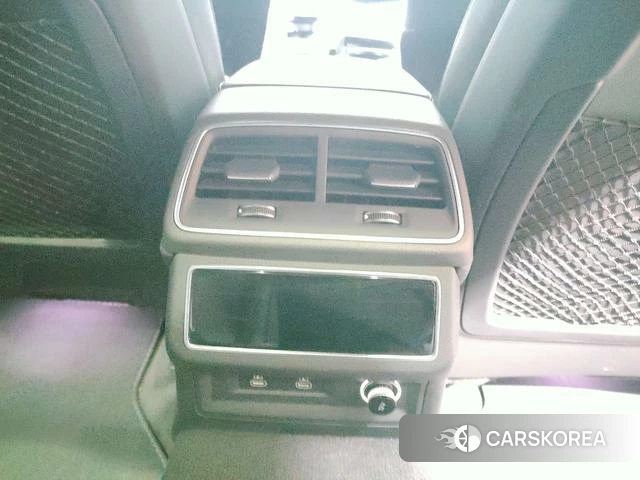Audi A6L id 4216945 из Китая 18