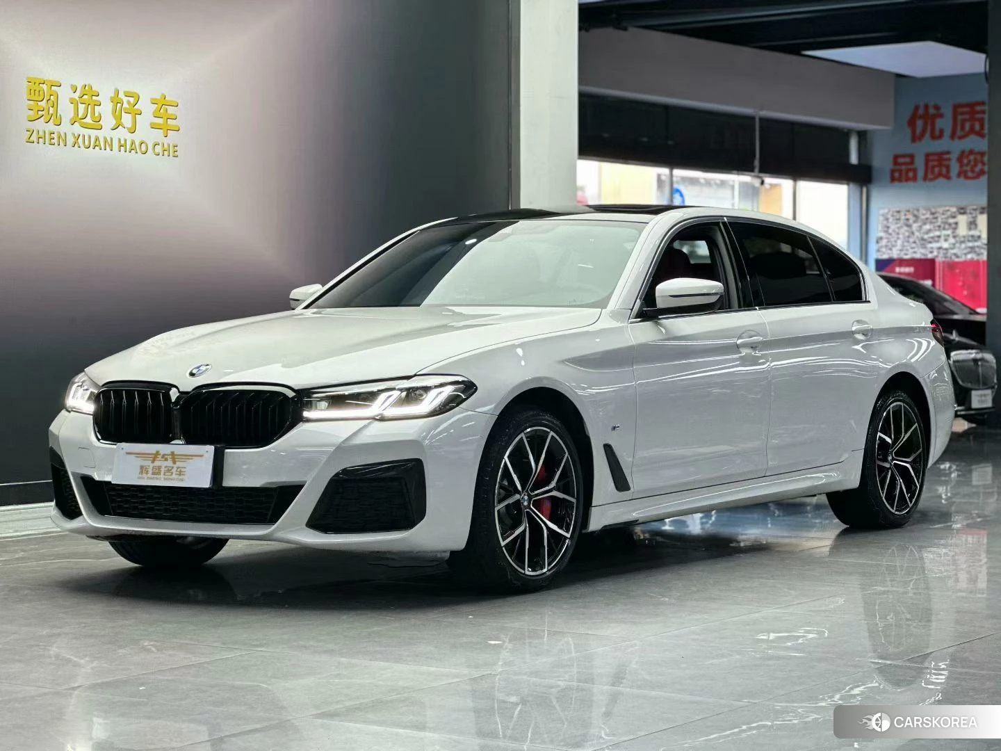 BMW 5 series 2022 Белый из Китая, фото 3