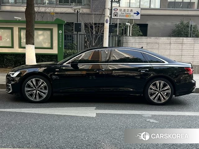 Audi A6L id 4265072 из Китая 10