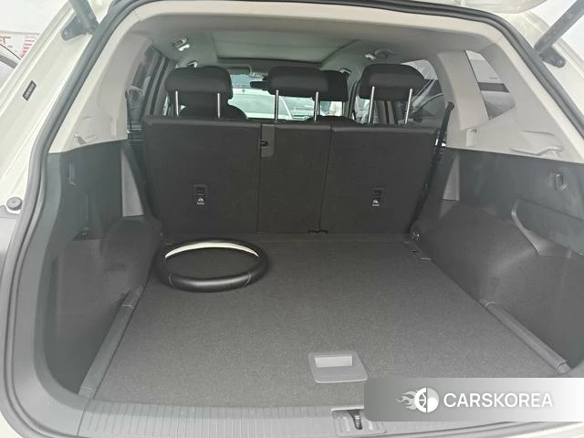 Volkswagen Tiguan L id 4366006 из Китая 9