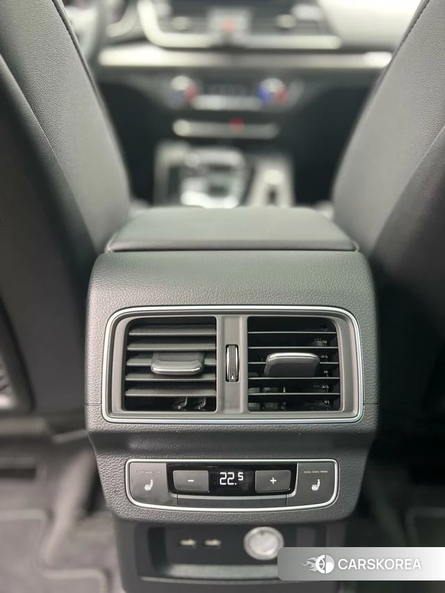Audi Q5L id 4274497 из Китая 13