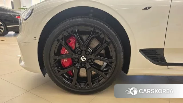 Bentley Continental GT 3rd Generation 2023 Белый из Кореи, фото 5