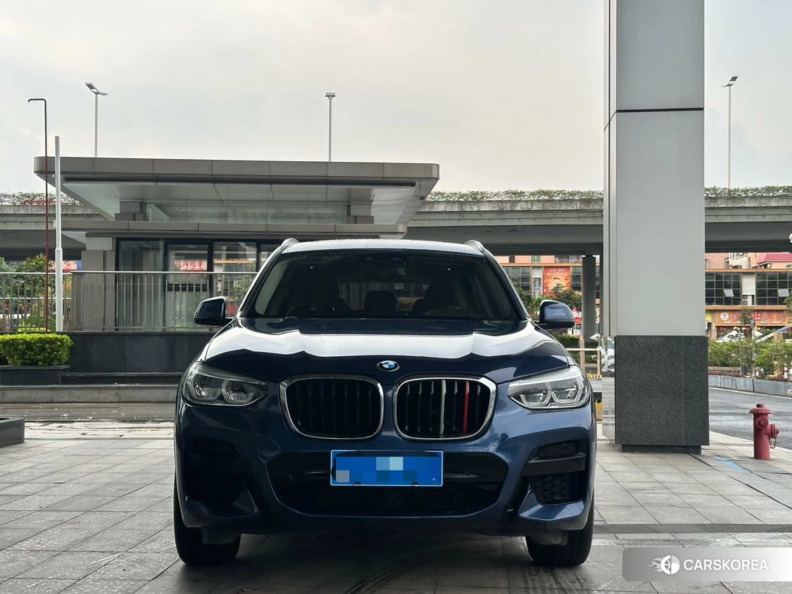 BMW X3 id 4420336 из Китая 21