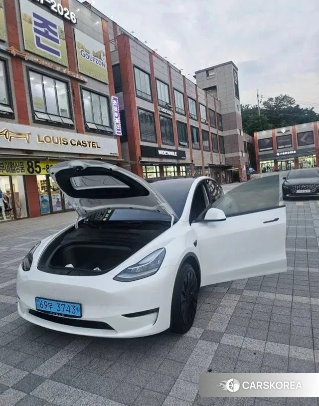Tesla Model Y 2022 Белый из Кореи, фото 3