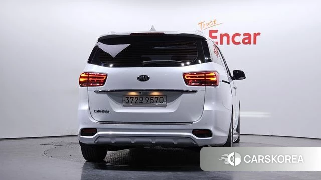 Kia The New Carnival id 3814431 из Кореи 13