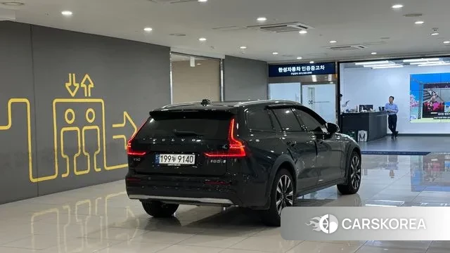 Volvo V60 Cross-Country 2nd Generation id 3011264 из Кореи 13